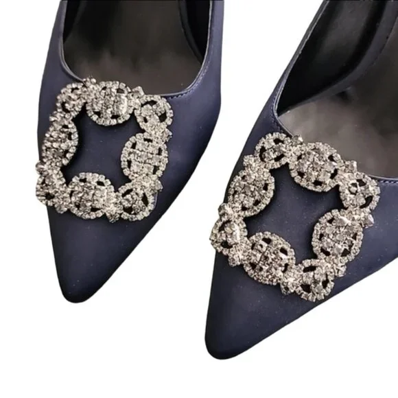 LA SCADA Navy Satin Pumps 37 7 Heels Jeweled Brooch Pointy Toe Euro Luxe - Picture 4 of 16